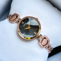 Guc.ci elegant quartz