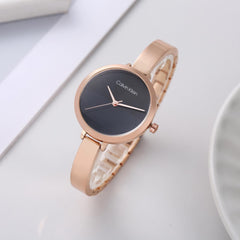 Calv.in Kl.ein quartz