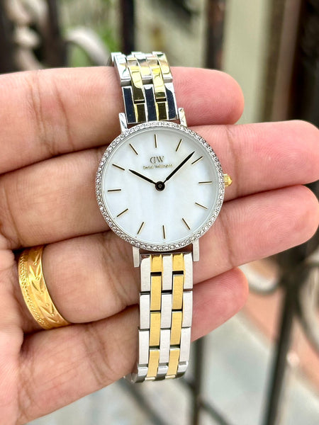 Dani.el Wel.lington petite lumine quartz