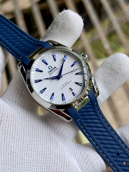 Om.ega seamastar aqua terra automatic