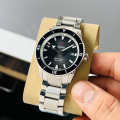 Ra.do captain cook automatic