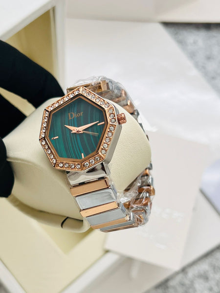 Gem Dio.r quartz
