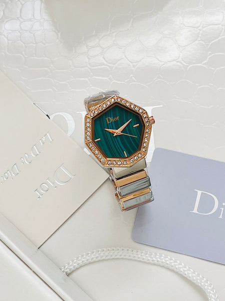 Gem Dio.r quartz
