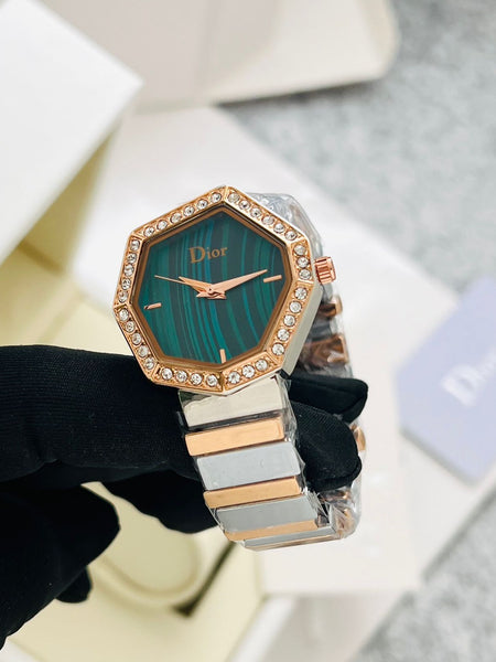 Gem Dio.r quartz