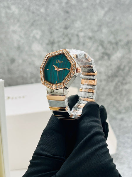 Gem Dio.r quartz