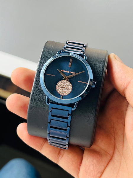 Micha.el Kors portio blue quartz