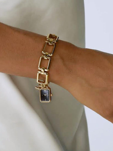 Cha.nel bracelet watch