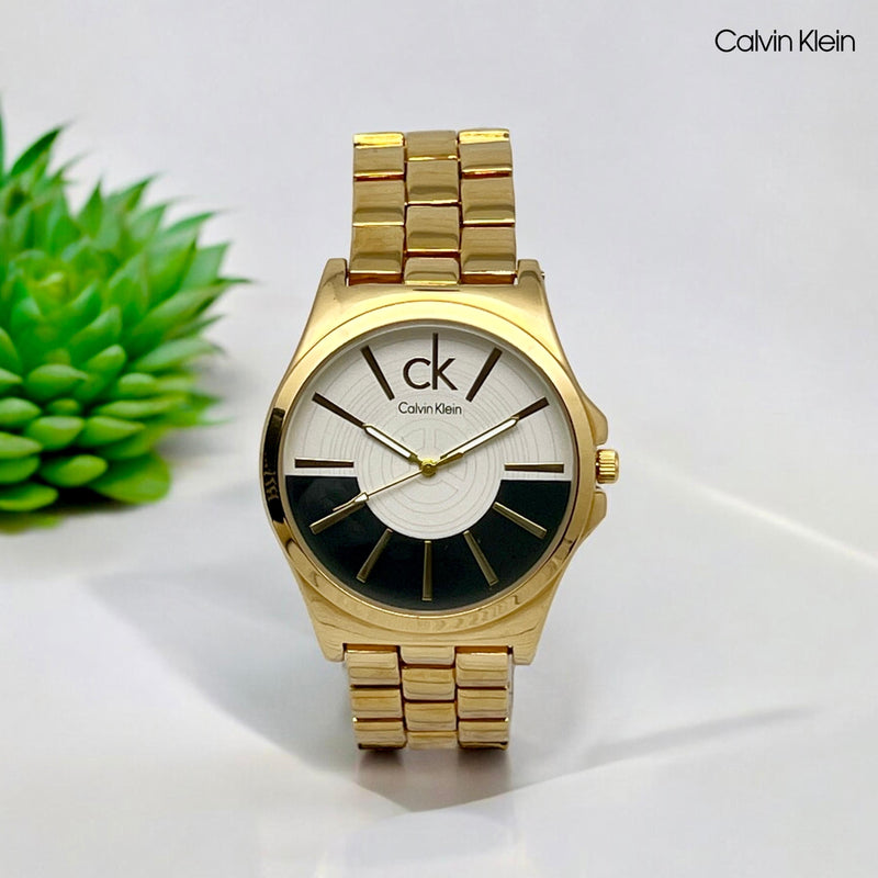 Calv.in Kle.in quartz
