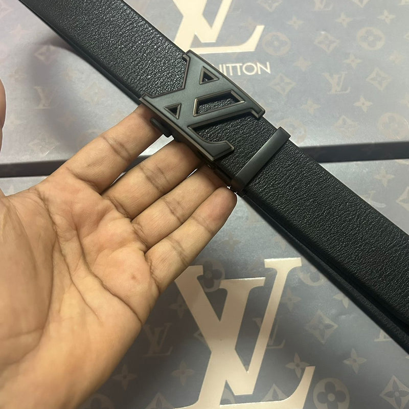 Lou.is Vuit.ton belt