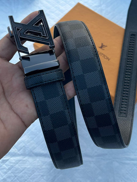 Lou.is Vui.tton belt