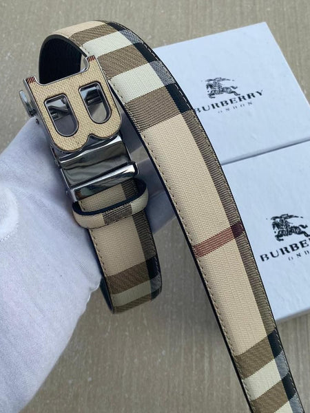 Burb.erry belt