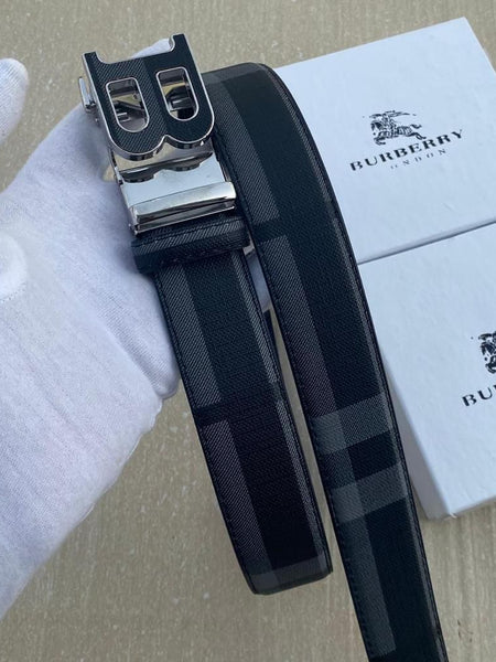 Burb.erry belt