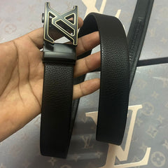 Lo.uis Vu.itton belt