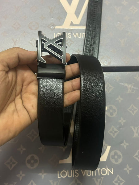 Lo.uis Vu.itton belt