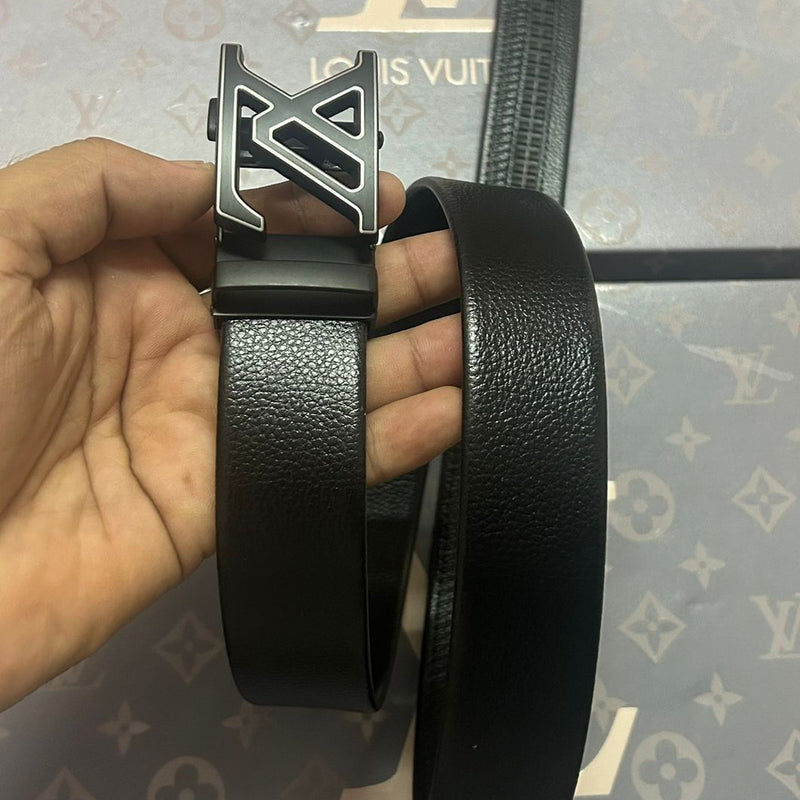 Lo.uis Vu.itton belt
