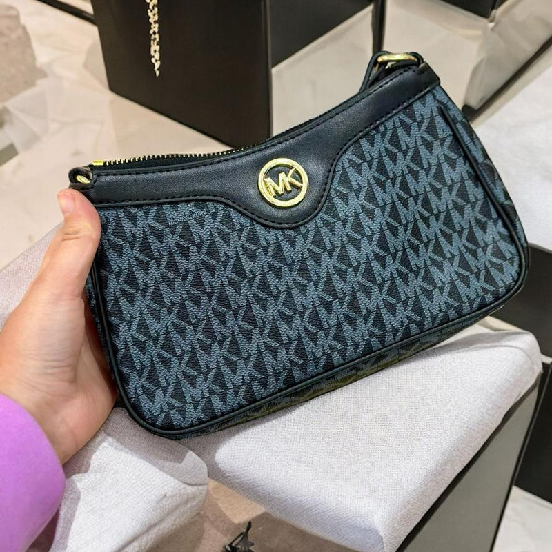 Mi.chael K.ors sling