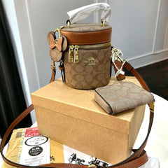 Coa.ch bucket bag with wallet