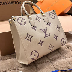 Lou.is Vuit.ton on the go handbag