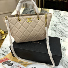 CHA.NEL MATT.ELESE SMALL SHOULDER BAG