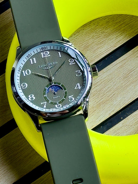 Long.ines moon face quartz