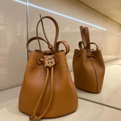 Burb.erry bucket bag