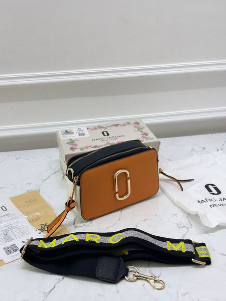 MA.RC JACO.BS SNAPSHOT CAMERA CROSSBODY CUM SLING BAG