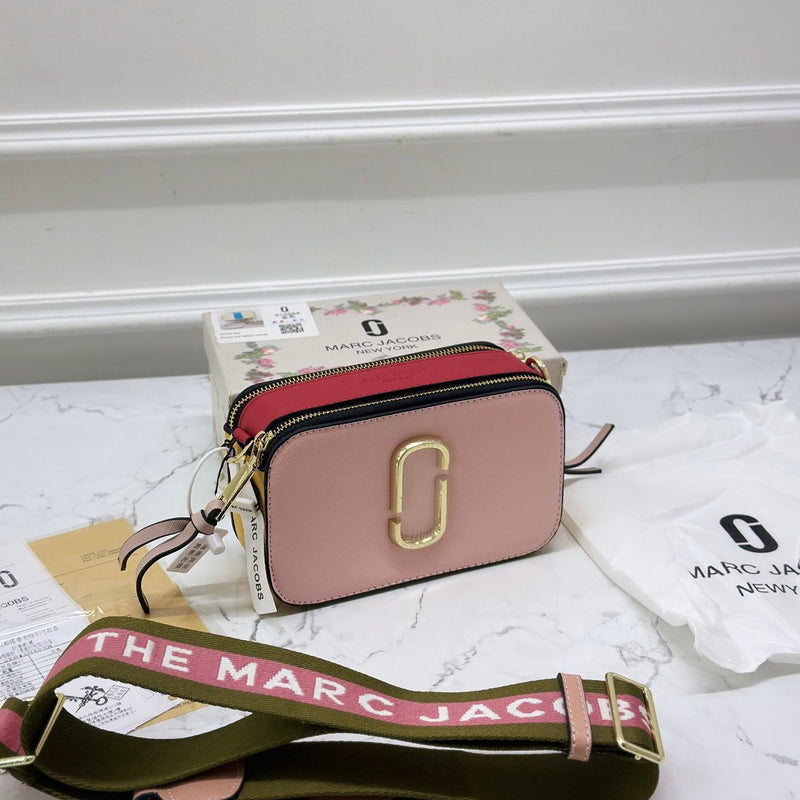 MA.RC JACO.BS SNAPSHOT CAMERA CROSSBODY CUM SLING BAG