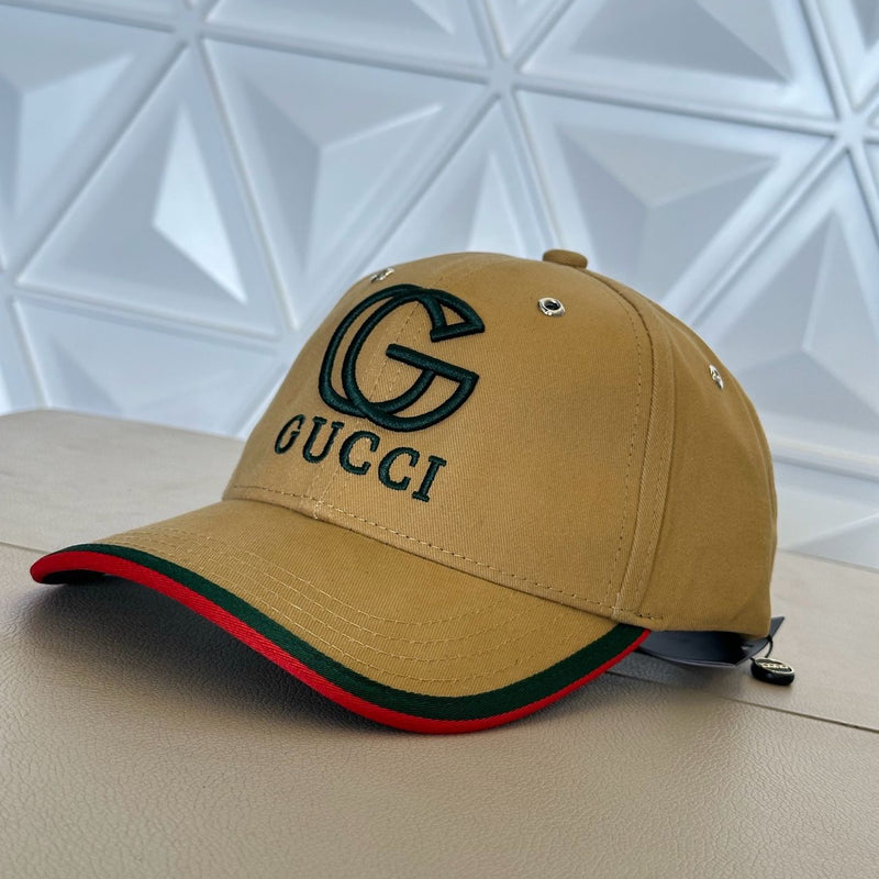 Guc.ci caps