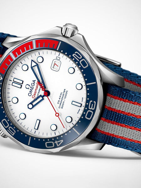 OME.GA SEAMASTER 007