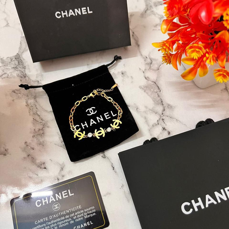Chan.el bracelet