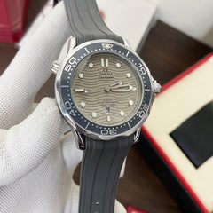 Omega  SeaMasterFibre Belt Quartz MACHINE