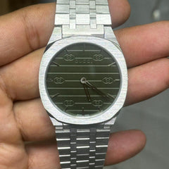 Guc.ci slim quartz
