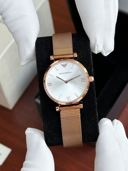 Em.porio Ar.mani quartz movement