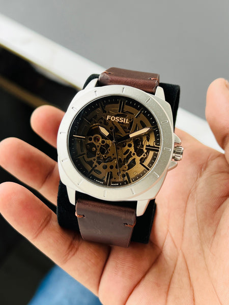 Fos.sil privateer sport automatic