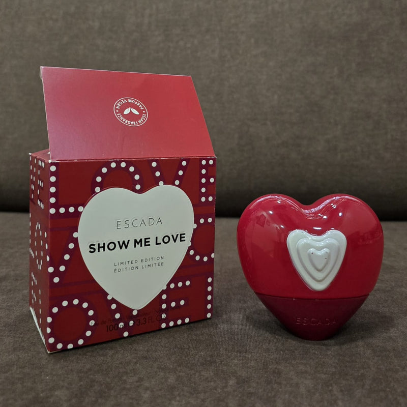 Es.cada show me love perfume