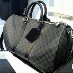 L.V    DUF.FLE.  BAGS