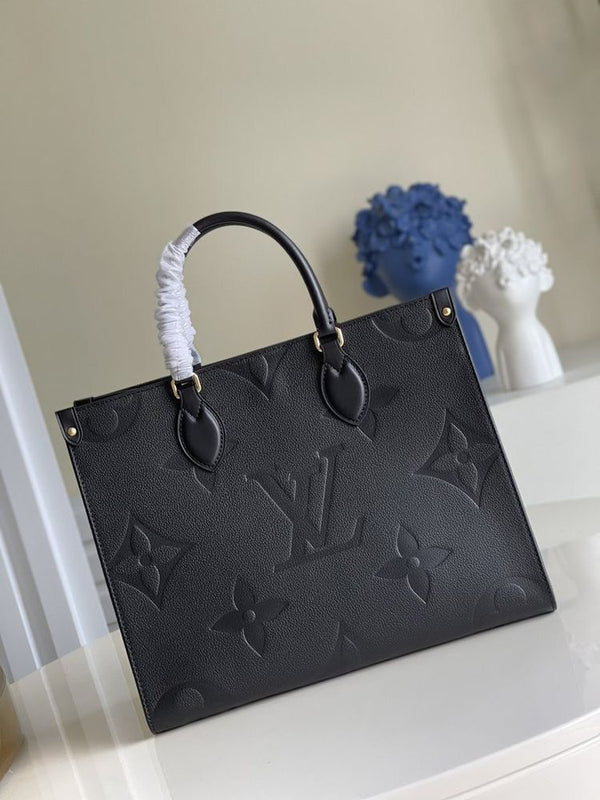 LOUI.S VUITT.ON ON THE GO