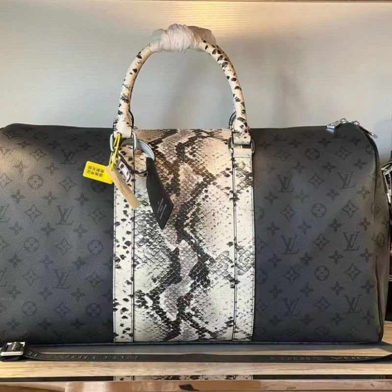 LOU.IS VUIT.TON KEEPALL