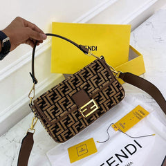 FE.NDI BAGUETTE SHOULDER BAG