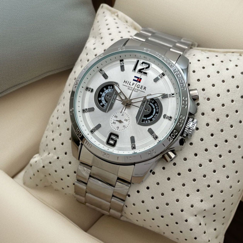 Tom.my Hilfigerr modern chronograph