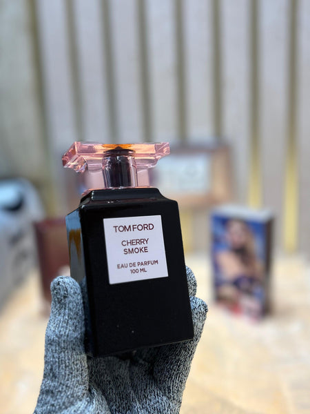 Tom.ford cherry smoke perfume