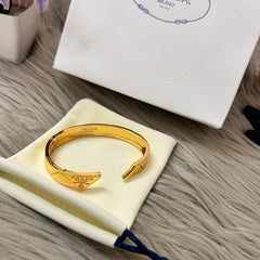 Pra.da bracelet