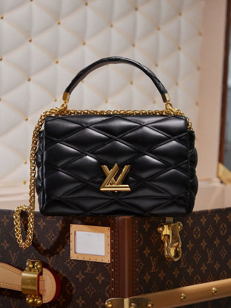 LOU.IS VUIT.TON GO - 14 MM MALLETAGE SHOULDER BAG
