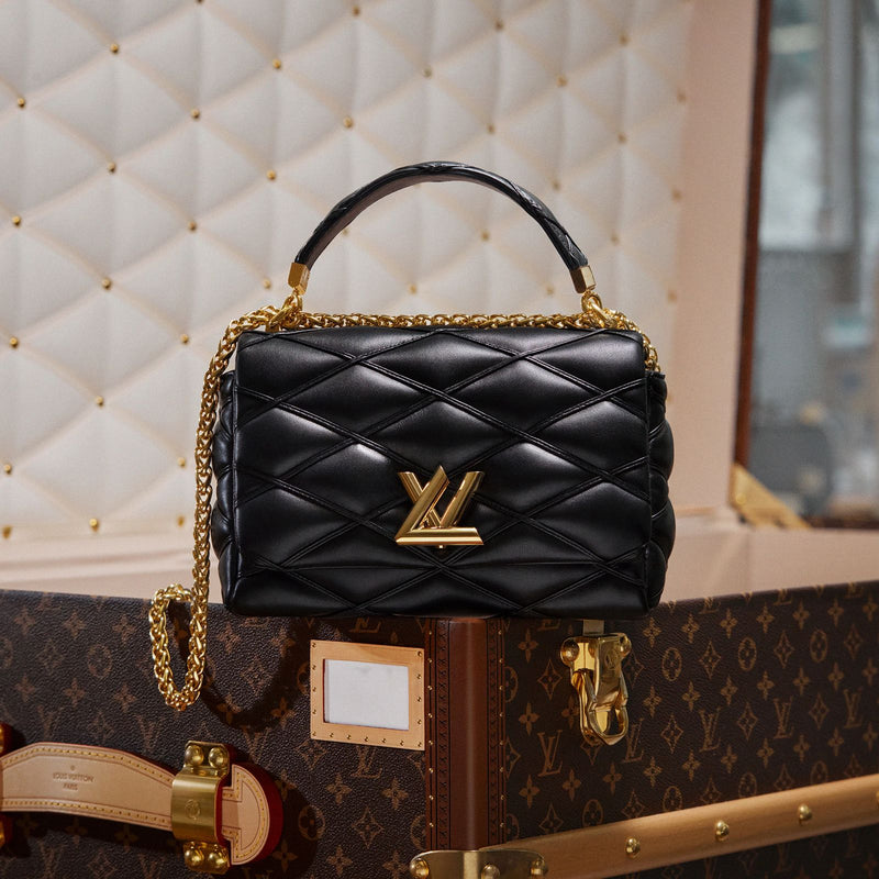 LOU.IS VUIT.TON GO - 14 MM MALLETAGE SHOULDER BAG