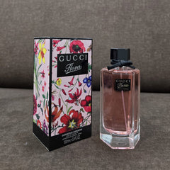 Guc.ci flora gorgeous gardenia perfume