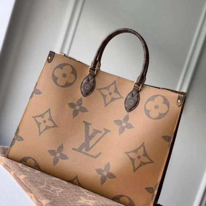 LOUI.S VUITT.ON ON THE GO
