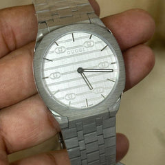 Guc.ci slim quartz