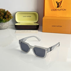 Loui.s Vuitt.on sunglasses